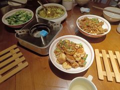 -蛮佬拾·乡里土菜馆(河西王府井店)