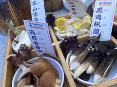 -阿婆情腊排骨火锅(金虹路店)