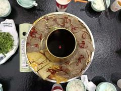 -撒拉人家.酸菜牦牛肉火锅