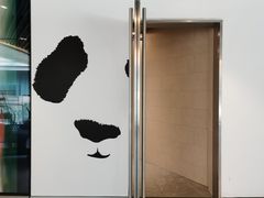 -白玉兰广场停车场