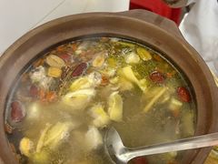 -威邵鸡煲(西华路总店)