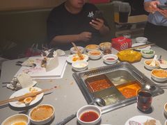 -海底捞火锅(宝龙广场夜宵主题店)