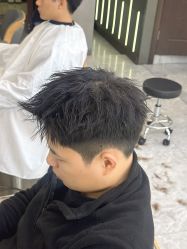 -藤野造型烫发染发