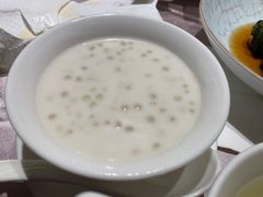 -广州中心皇冠假日酒店·百粤楼