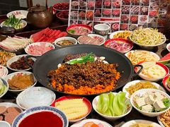 -沸炉重庆老火锅(军事博物馆店)