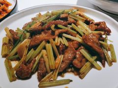 小炒黄牛肉-雲蜀龙阁·金牌水煮鱼(方庄店)