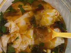 东苑的海鲜辣椒馄饨-西南政法大学-学生1食堂