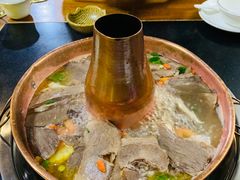 牦牛肉火锅-陀岗美食·云南藏式特色餐厅
