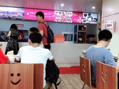 大堂-西环肥仔螺蛳粉(南宁第一分店)