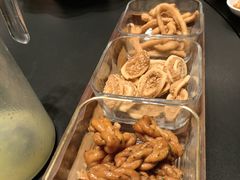 -忆江南·临江鱼馆