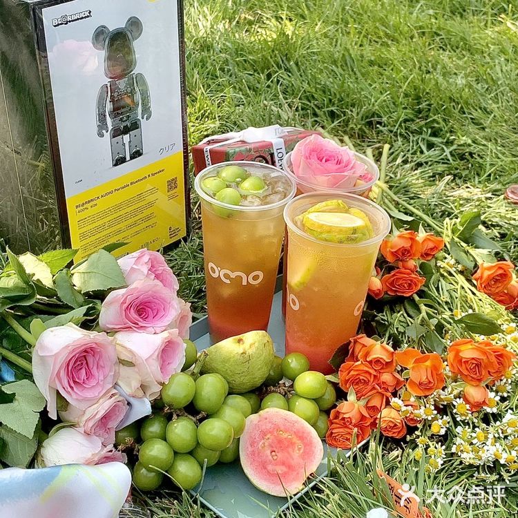 这家店,直接把“夏天该有的样子”装进杯子里了