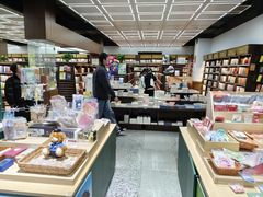 -新华书店(新街口旗舰店)