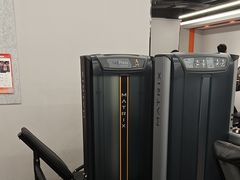 -乐刻运动健身(同曦假日百货店)