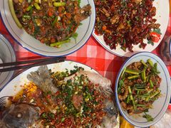 -荆九爷爆炒桥头三嫩(夫子庙店)