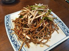 胡同黑云丝-百花深处·老北京风味菜