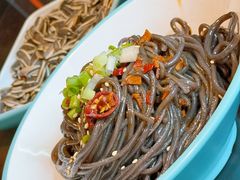 酸辣蕨根粉-江边城外烤全鱼(方庄时代购物中心店)