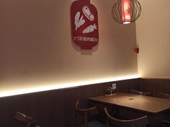 -顺溜·手工刀削面·黑金店(铜锣湾店)
