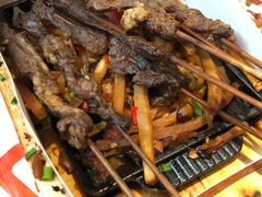-威记烧嘢·南宁烧烤·超级生牛(绿地店)