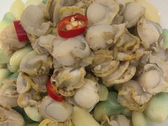 -赶海部落海鲜城(海阳路店)