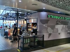 门面-星巴克(海口美兰机场分店)