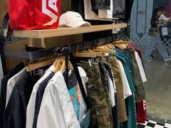 店内环境-VANS(三里屯太古里店)