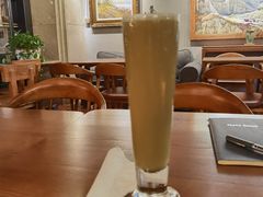 牛油果雪梨果汁-大书房咖啡(中传国交店)