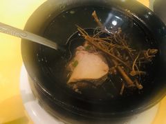 草根汤-莲花公园煎蟹(总店)