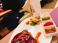 -查特花园美食广场(西单大悦城店)