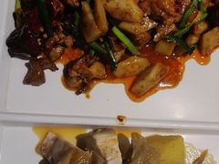 -隔壁老王·家常云南菜(花巷店)