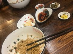 鸡蛋肉丝干挑面-对面面馆