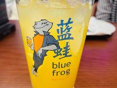 菠萝风味气泡果饮-bluefrog蓝蛙(悠唐购物中心店)