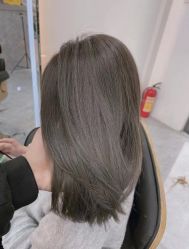 -HAIR HERE造型