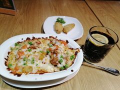 意式红烩牛肉焗饭-棒约翰比萨·意面(张江长泰店)