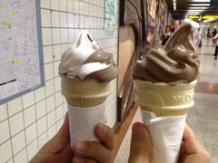 -麦当劳(中山公园龙之梦店)