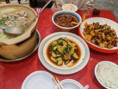 -冯烫烫跷脚牛肉·川菜小馆(武胜西街店)