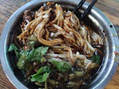 -灵山卢梅燕粉店