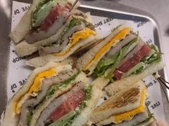 -W COLLECTIVE  DESSERT SHOP
