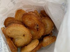 小蝴蝶酥-上海哈尔滨食品厂(淮海中路店)