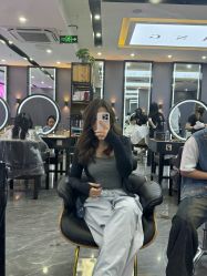 -藤野造型烫染·漂发