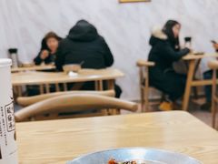 -白翔甜食店