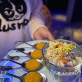 二十几年的好友今天有幸相聚到超级梦幻奢华的华煜云婷宴