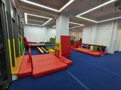 -蜩动儿童运动成长馆(恒生万鹂广场店)