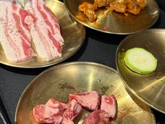 -何发发和牛烧肉·鳗鱼榴莲放题自助(乐峰广场店)