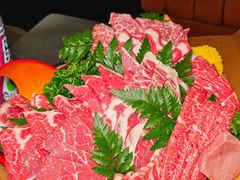 -铭牛烧肉·和牛海鲜自助(高新月牙湖店)