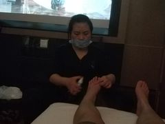 -金色印象·4K影院式足体养生(杨家坪西郊店)