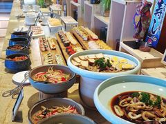 -大中华希尔顿酒店-念自助餐·嗨啤·小龙虾