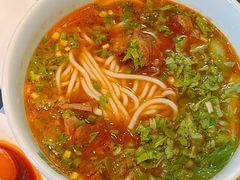 -呷佬·长沙手工米粉(金沙江路店)