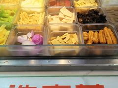 -红渡小香·牛肉麻辣香锅(车站南路店)