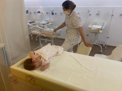 -海豚湾高端月子会所(黄浦店)