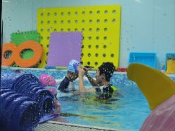 -Cool-Fun蓝鲸π水育早教中心(金山万达海汇街店)